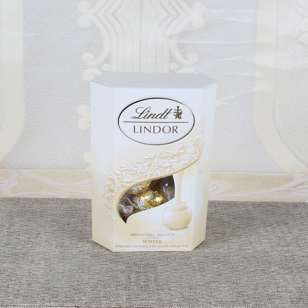 Lindt Lindor White Truffles Chocolate Box
