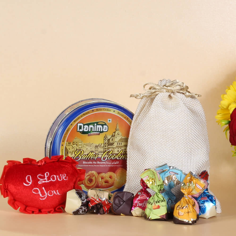 Love Combo of Truffle Chocolates with Cookies